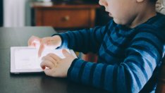 Осигуряват таблети за нуждаещи се варненски ученици