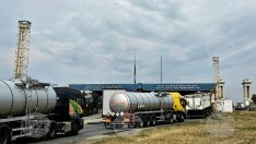 Близо километър е опашката от камиони на ГКПП "Дунав мост" при Русе