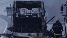 Адът на АМ "Струма": Хората са скупчени на въглен вътре