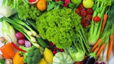 Осъдиха родители, които гледаха бебе с веганска диета