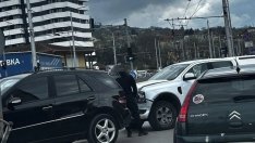 Катастрофа затруднява движението по бул. "Трети март" във Варна