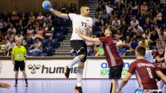 Във Варна България отстъпи на Латвия на Европейския шампионат по хандбал 