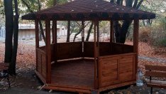 Поставиха нова беседка за Международния ден на хората с увреждания във Варна