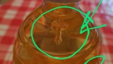 Мистерията с кръста е разкрита! "Кауфланд" каза за разпятието върху олиото