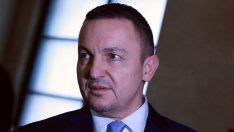 Портних срещу Коцев: Варна прилича на "запушена тоалетна"