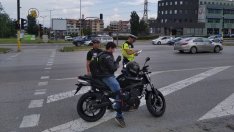 Варненските полицаи хванаха двама с нередовни моторни превозни средства