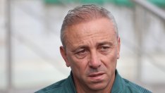 Илиан Илиев събира националите в неделя