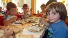 Готвят по специални рецепти на 50 деца с редки болести