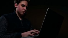 17-годишен ученик направи приложение за еврото: Eurobuddy