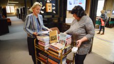 Колекцията "Книги от библиотеката на кмета" с ново дарение