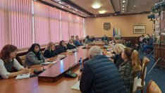 Кметът разпореди почистване на микросметищата около контейнерите във Варна