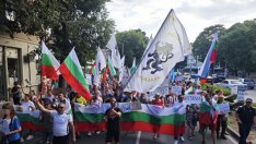 "Възраждане" с второ автошествие срещу еврото във Варна
