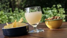 Столетник във Варна пие по 40 - 50 г мастика всеки ден