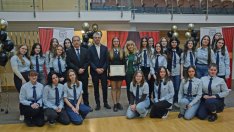 Наградиха варненски доброволци, които работят за превенция на рисковото поведение сред младежи