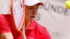 Пьотр Нестеров стигна драматично до финал на европейското лично първенство по тенис в Швейцария