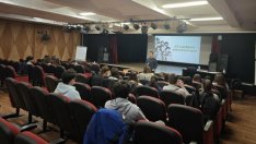 200 ученици-доброволци от Варна преминаха обучения по превенция на рисковото поведение