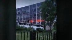 Горя сградата на бивше училище в Девня (ВИДЕО)