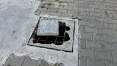 Арестуваха мъж, свил 30 м кабели от шахта на мобилен оператор във Варна