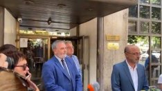 Решено: По-кратка карантина за болните и контактните