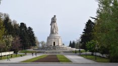 Има ли искания за демонтаж на „Пантеона" във Варна?