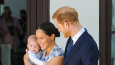 Британското кралско семейство се разтревожило за цвета на кожата на сина на Меган и Хари