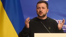 Зеленски: Три години абсолютен героизъм на украинците!