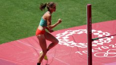 Мирела Демирева e на финал в скока на височина в Токио