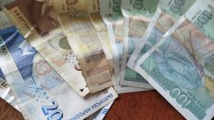 Официално: Минималната работна заплата става 1077 лева от 1 януари