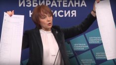 ЦИК показа как ще изглеждат бюлетините за вота 2 в 1 (ВИДЕО)