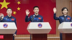 Китай изпрати жена в Космоса