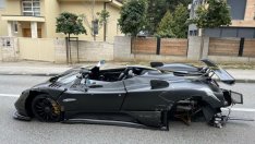 Супер кола за $17 млн. се блъсна в малък автомобил на рали