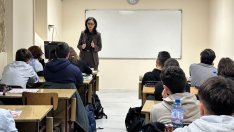 Съдия Таня Димитрова разясни на варненски ученици смисъла от разделението на властите