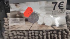 Търговец обявява цените в евро