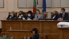 НС завря: Депутатите се скараха за оставката на Борисов