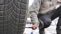 Психично болен наряза гумите на 18 коли в Провадия 