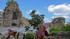 Започна укрепването на античната кула на Римски терми