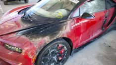 Червено Bugatti, не за $3, а за едва 345 хил., но с уговорката: Изгоряло е!?