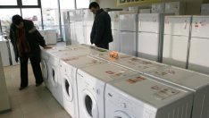 Любовни промоции: Перални, сушилни, ютии за любимата. Опашки!