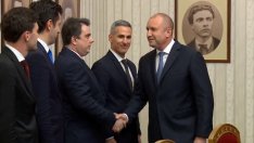 Консултации при президента с парламентарната група на  „Продължаваме промяната“ (ВИДЕО)
