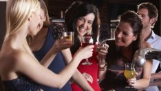 Наздраве! 94% от българките пият алкохол