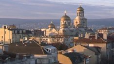 Инфлация, безработица, безумен имотен балон. Накъде върви България?