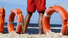 Спипаха спасител с дрога на плажа