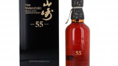 Продадоха бутилка уиски за над един милион лева