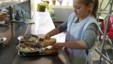 БЧК осигурява безплатен топъл обяд за 40 ученици в с.Житница, Провадийско