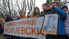 Варна почете паметта на Васил Левски (СНИМКИ)