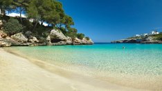 За Коледа, харчлък като за последно! Българи резервират почивки на поразия