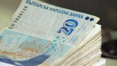 Вдигат минималната заплата, но от 1 юли