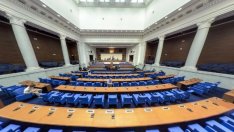 Втори ден: Липсата на кворум пак провали заседанието на депутатите