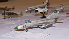 Във Варна откриха изложба на модели на самолети, танкове, къщи, кораби и сгради