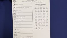 ЦИК показа хартиените и електронните бюлетини за гласуване